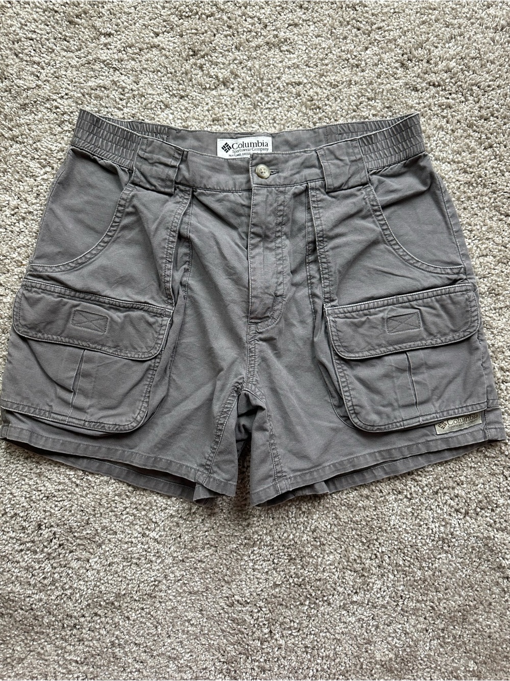 Columbia Sportswear Cargo Shorts Women 6 Gray Hiking Vintage Outdoors Gorpcore